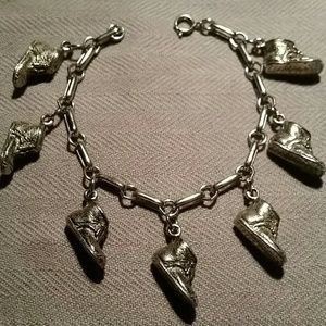Vintage Silvertone Baby Shoes Charm Bracelet!!
